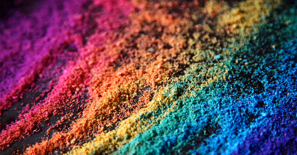 Colors to dye costume pieces